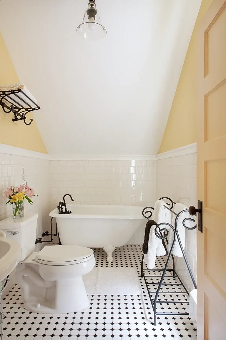Clawfoot tub at Cody, WY hotel