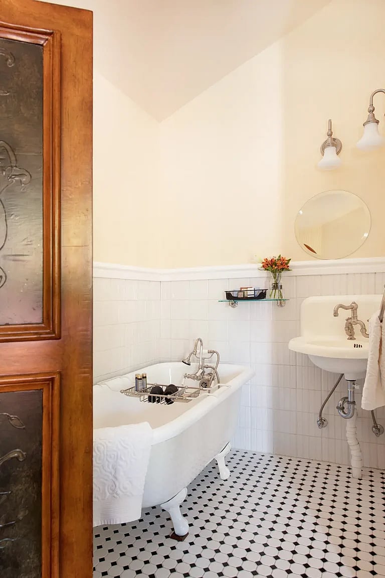 Clawfoot tub at Cody WY high end hotel