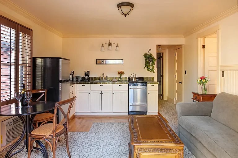 Luxury studio apartment in Cody, WY