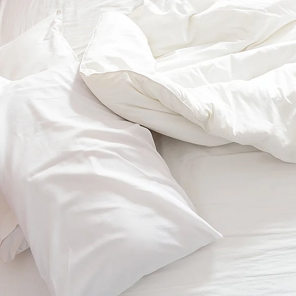 Soft sheets and pillow
