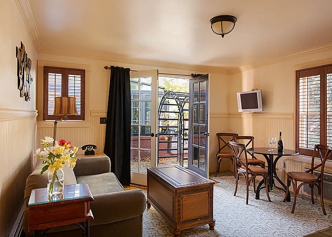 Courtyard studio with the doors open